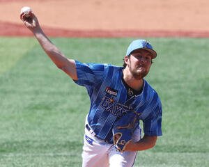 DeNA対ロッテ　先発登板するDeNAバウアー(撮影･河田真司)