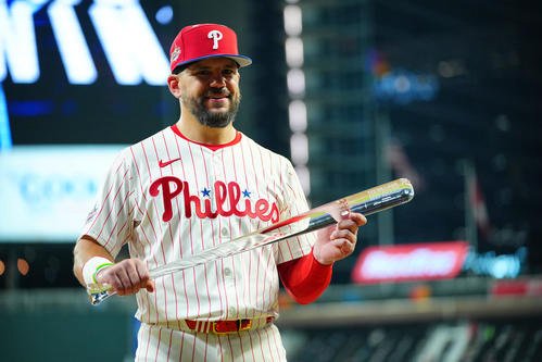 ナ･リーグ対ア･リーグ　試合を終えMVPに輝いたナ･リーグのシュワバー(撮影･垰建太)