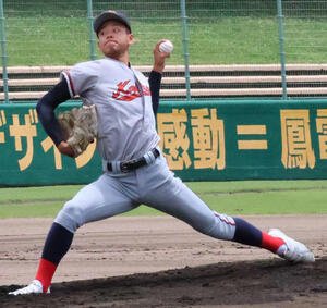 京都共栄学園対京都国際　先発した京都国際･西村一毅(撮影･大西真生)