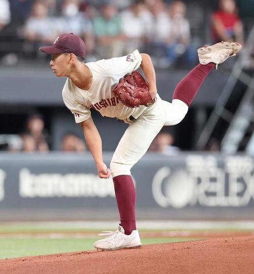 白樺学園対旭川志峯　旭川志峯先発の河合(撮影･黒川智章)