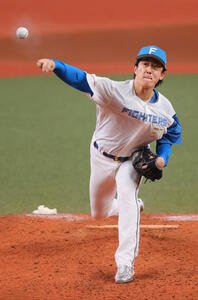 全パ対全セ　6回表に登板する全パ北山(撮影･上山淳一)