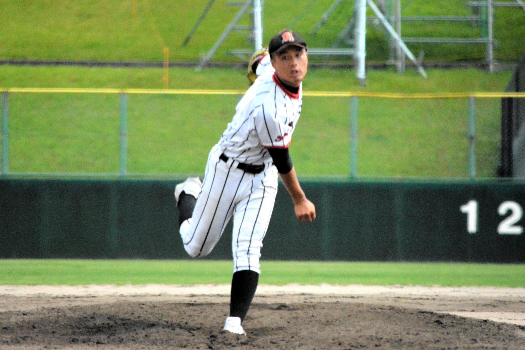 松江南のエース梶谷晴樹投手=2025年7月15日午後2時39分、松江市営野球場、堀田浩一撮影