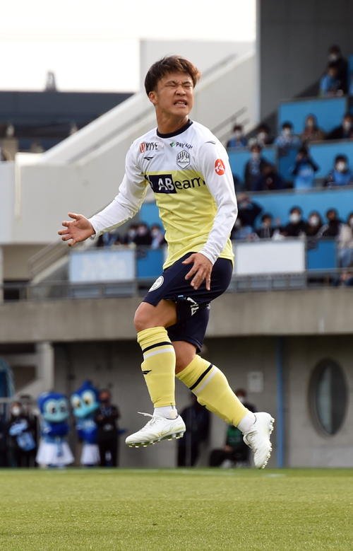 山形時代のMF小西雄大(23年3月撮影)