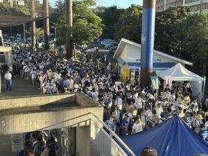 イースタンDeNA対ロッテ　藤浪らを見ようと、スタジアムには大勢のファンが詰めかけた(撮影･浅見桂子)