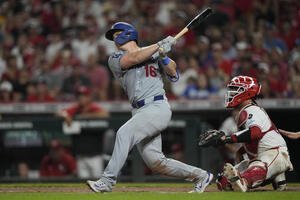 9回に決勝の適時二塁打を放ったドジャースのウィル･スミス(AP)