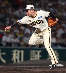 阪神対広島　阪神3番手の石井(撮影･上田博志)