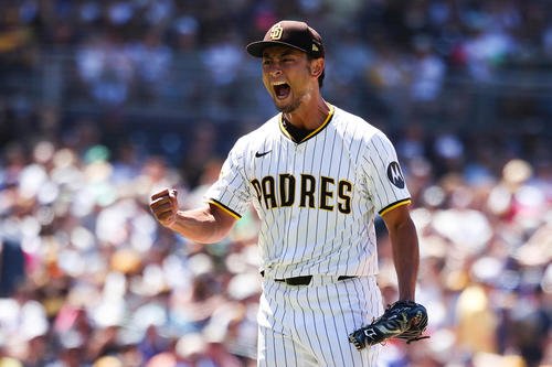 今季初勝利で日米通算204勝に到達したパドレスのダルビッシュ有(AP)