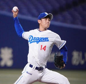 ウエスタン中日対阪神　7回表、力投する中日3番手で登板の草加(撮影･森本幸一)