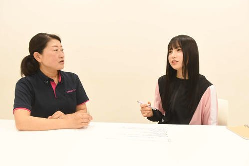 高野さん(左)からいろいろとアドバイスを受けました