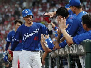 広島対中日　回表中日2死満塁、田中の右2点適時打で加藤匠らが生還(撮影･加藤孝規)