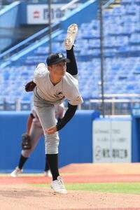世田谷西の福田は安定した投球で6回2失点(撮影･久我悟)