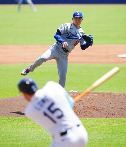 レイズ対ドジャース　力投するドジャース先発の山本(撮影･垰建太)
