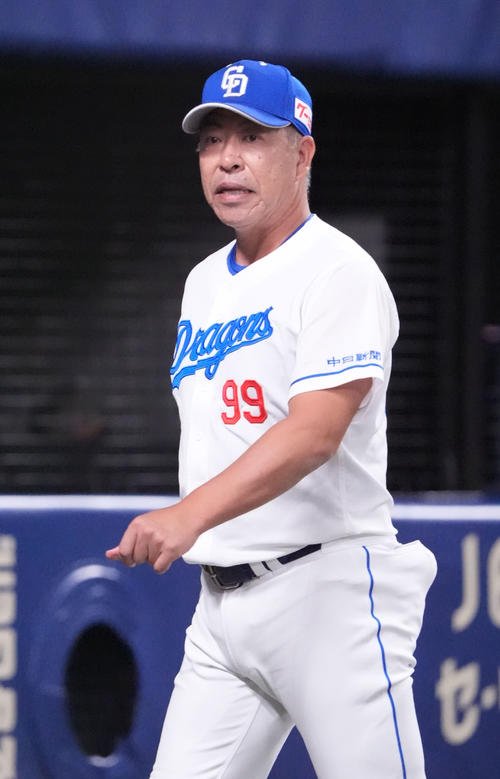 中日井上一樹監督(2025年7月31日撮影)
