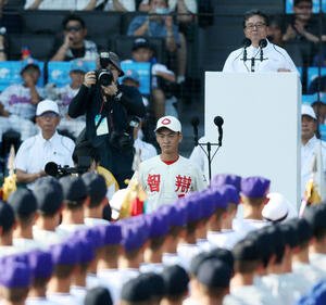 開会式で選手宣誓を行った智弁和歌山の山田主将(撮影･加藤哉)