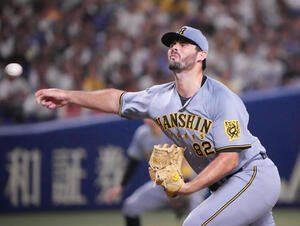 中日対阪神　7回裏、阪神2番手で登板するハートウィグ(撮影･森本幸一)