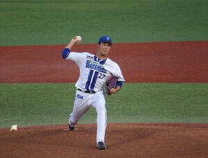 イースタン･リーグの巨人戦に先発したDeNA藤浪(撮影･久保賢吾)