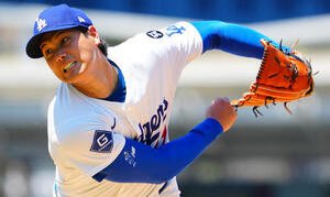 ドジャース対カージナルス　歯を食いしばり力投するドジャース先発の大谷(撮影･垰建太)