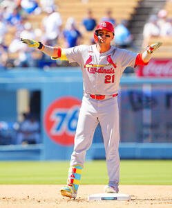 ドジャース対カージナルス　9回表カージナルス1死一、三塁、適時二塁打を放ちポーズを決めるヌートバー(撮影･垰建太)