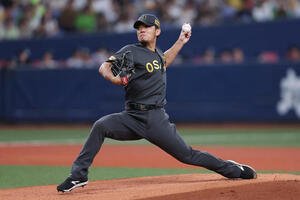 阪神対ヤクルト　力投する阪神先発の伊藤将(撮影･前田充)