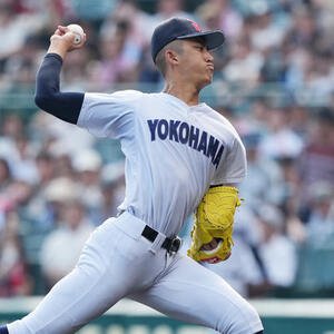 敦賀気比対横浜　横浜先発の織田(撮影･清水貴仁)