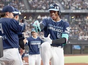 万波中正＝25年8月1日