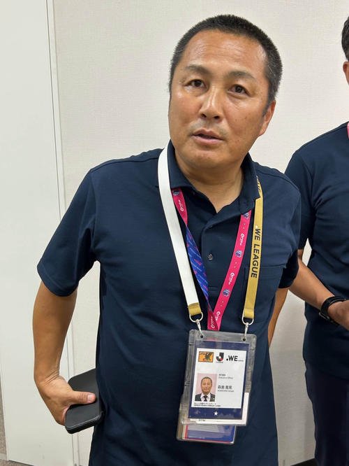 取材に応じるC大阪森島会長