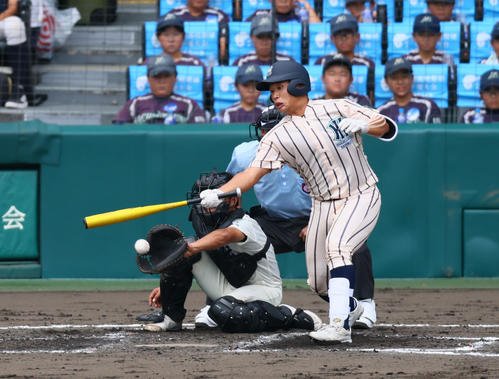 東大阪大柏原対尽誠学園　3回表東大阪大柏原1死、竹本は遊ゴロに倒れる。投手広瀬(撮影･藤尾明華)