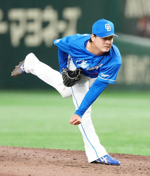 巨人対中日　プロ初登板となる中日3番手の吉田(撮影･江口和貴)