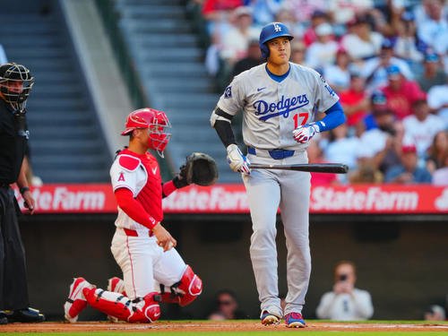 エンゼルス対ドジャース　1回表ドジャース無死、四球を選ぶ大谷(撮影･垰建太)