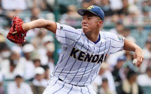 京都国際対健大高崎　京都国際戦に先発する健大高崎･下重(撮影･加藤哉)
