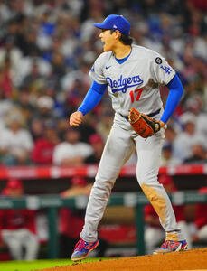 エンゼルス対ドジャース　投球後に声をあげるドジャース先発の大谷(撮影･垰建太)