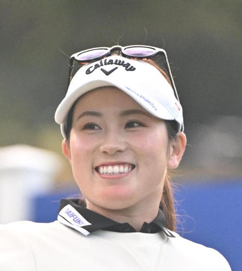 西村優菜(2024年10月撮影)