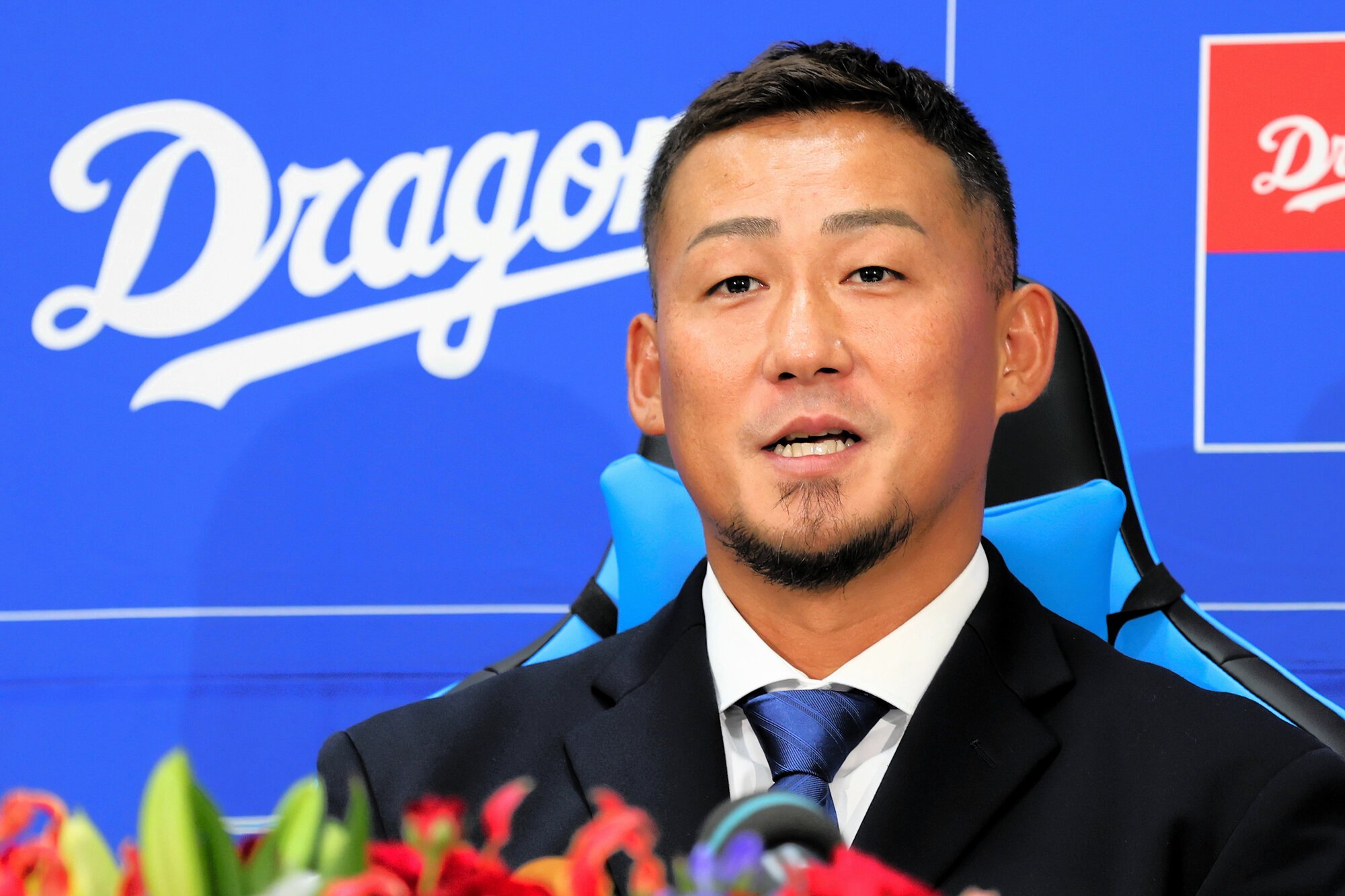 引退会見をする中日の中田翔=2025年8月15日午後1時11分、バンテリンドームナゴヤ、溝脇正撮影