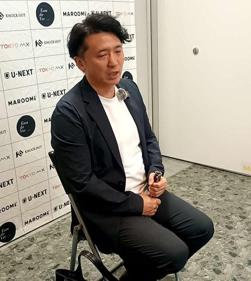試合後、Kiho対山田真子の採点がKNOCK OUTの基準から逸脱してしまっていたことについて説明する山口元気代表