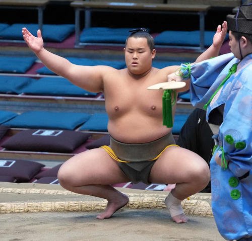 玉天翔