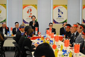 アジア･アジアパラ競技大会推進議員連盟の総会であいさつする会長の橋本聖子参院議員=2025年9月25日午前10時5分、東京都千代田区永田町2丁目、山田知英撮影