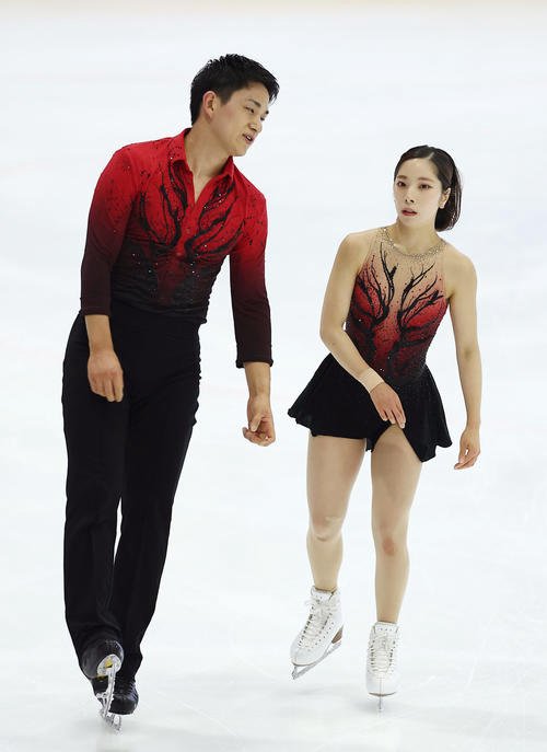三浦璃来(右)、木原龍一(2025年9月6日撮影)