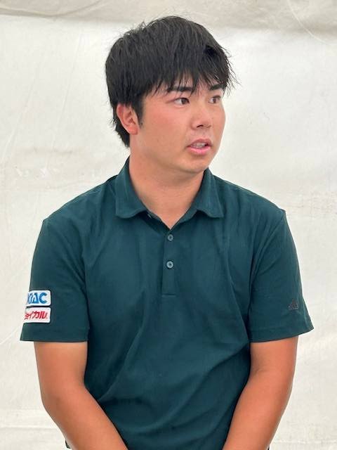 取材に応じる細野勇策