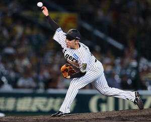 阪神対中日　9回に登板した阪神石井(撮影･藤尾明華)