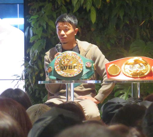 都内でトークショーを開催した元WBC、IBF世界バンタム級王者中谷潤人