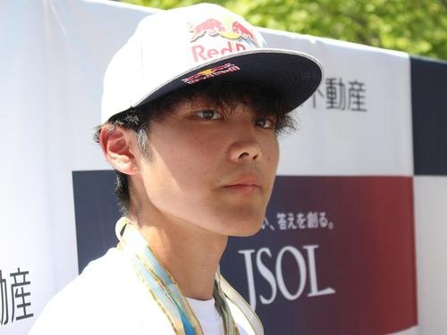 安楽宙斗(2024年8月撮影)