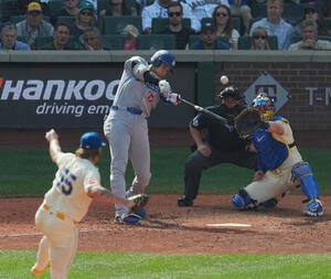 マリナーズ対ドジャース　7回表ドジャース2死、中越えに55号ソロ本塁打を放つ大谷(撮影･菅敏)