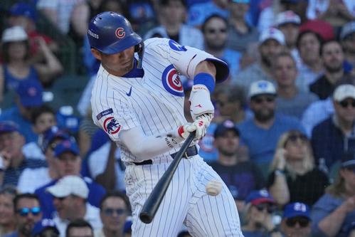 5回に同点ホームランを放ったカブス鈴木誠也(AP)