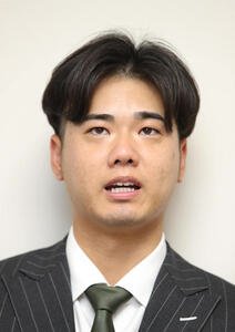 戦力外通告を受け心境を語る阪神川原(撮影･白石智彦)