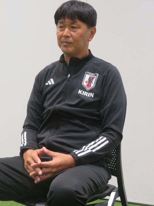 U－20日本代表の船越優蔵監督(2025年8月27日撮影)