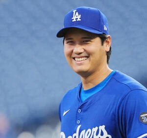 地区シリーズフィリーズ対ドジャース　前日練習に参加し、リラックスした表情で調整するドジャース大谷(撮影･菅敏)