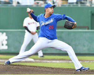巨人対中日　中日先発の仲地(撮影･岩下翔太)
