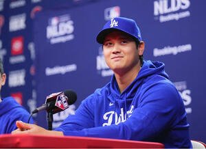 地区シリーズフィリーズ対ドジャース　前日会見に臨むドジャース大谷(撮影･菅敏)