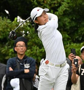 3番、ティーショットを放つ広吉(撮影･石井愛子)