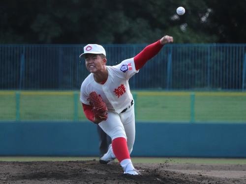 奈良大会決勝　天理対智弁学園　智弁学園の先発、杉本(撮影･中島麗)